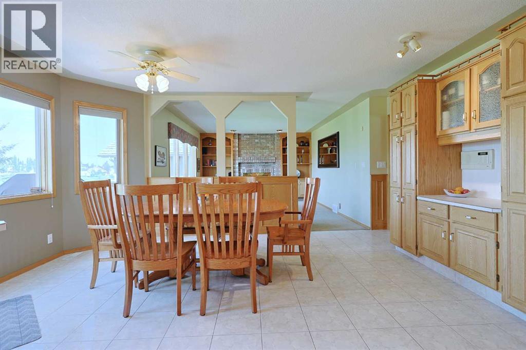 Photo 10 of 116 Hampshire Grove Nw, Calgary AB