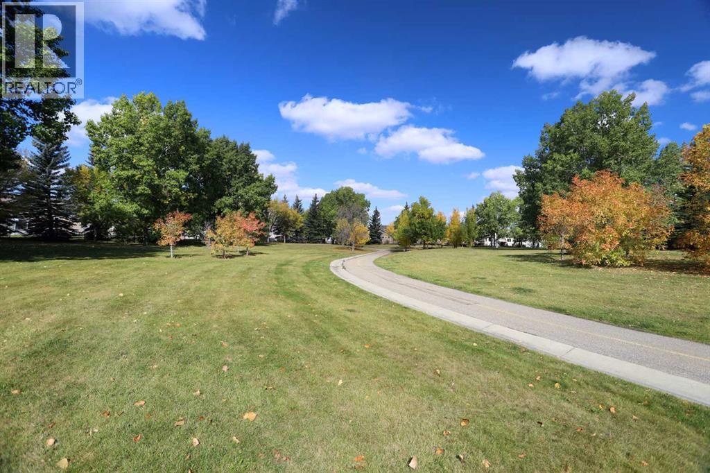 Photo 45 of 116 Hampshire Grove Nw, Calgary AB