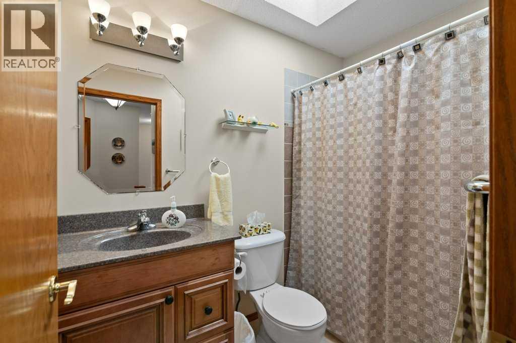 Photo 31 of 179 Douglasbank Drive Se, Calgary AB