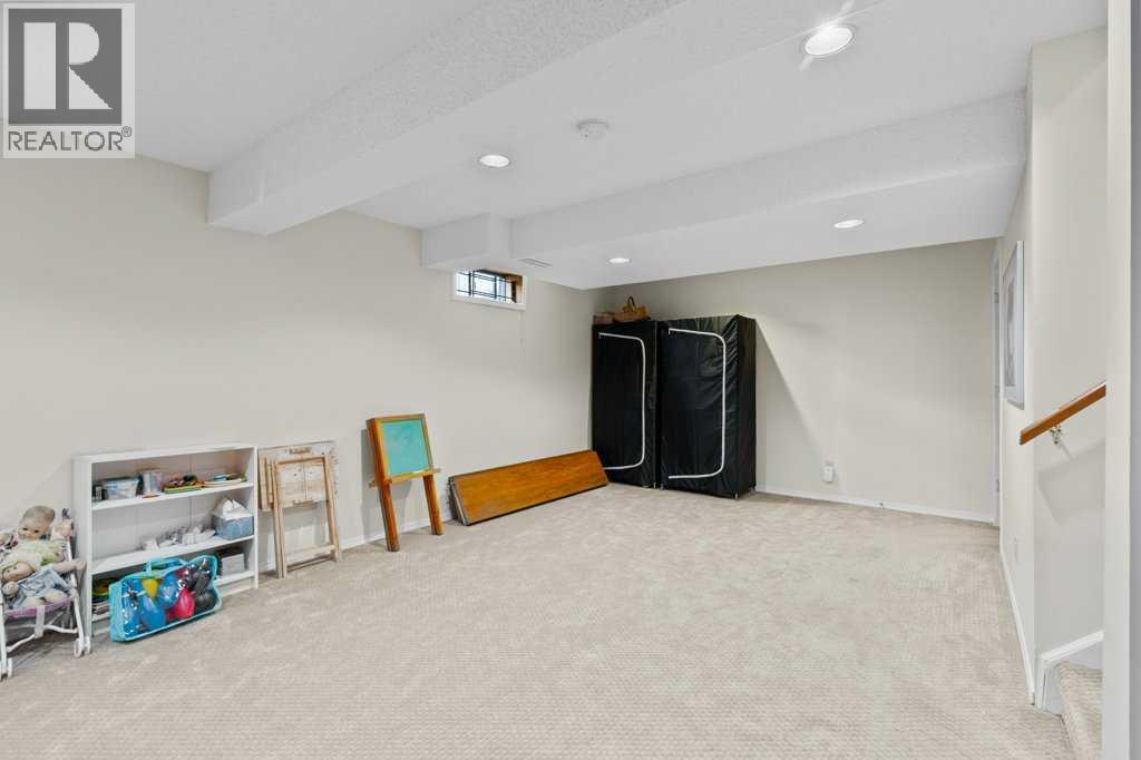 Photo 38 of 179 Douglasbank Drive Se, Calgary AB