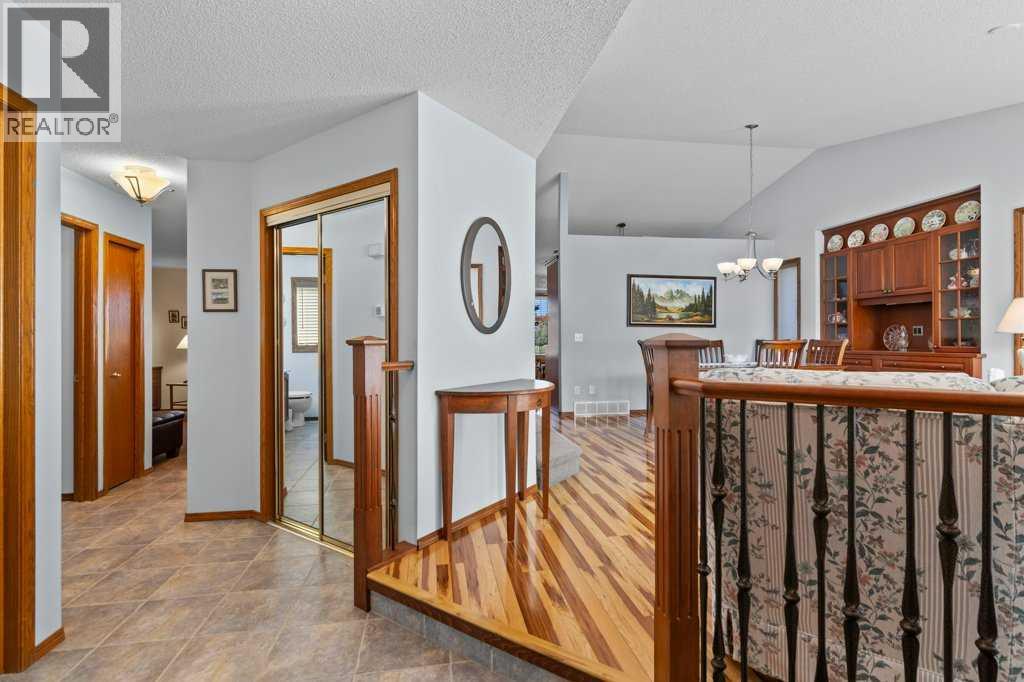 Photo 4 of 179 Douglasbank Drive Se, Calgary AB