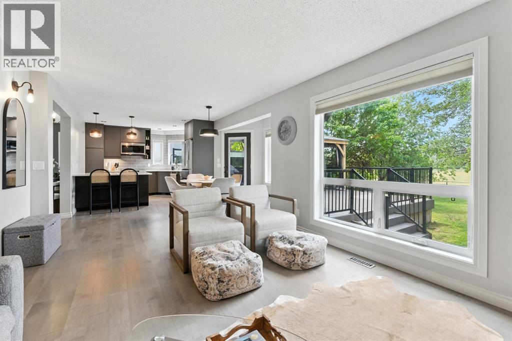 Photo 14 of 29 Douglasbank Way Se, Calgary AB