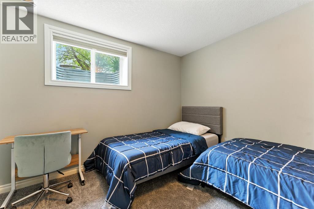 Photo 31 of 29 Douglasbank Way Se, Calgary AB