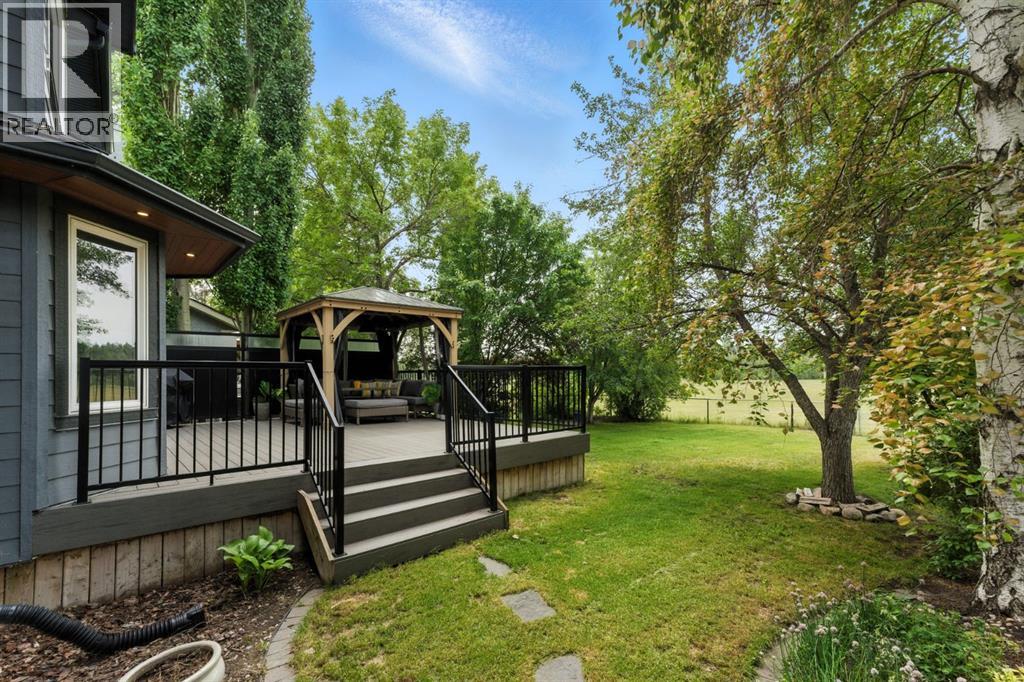 Photo 37 of 29 Douglasbank Way Se, Calgary AB