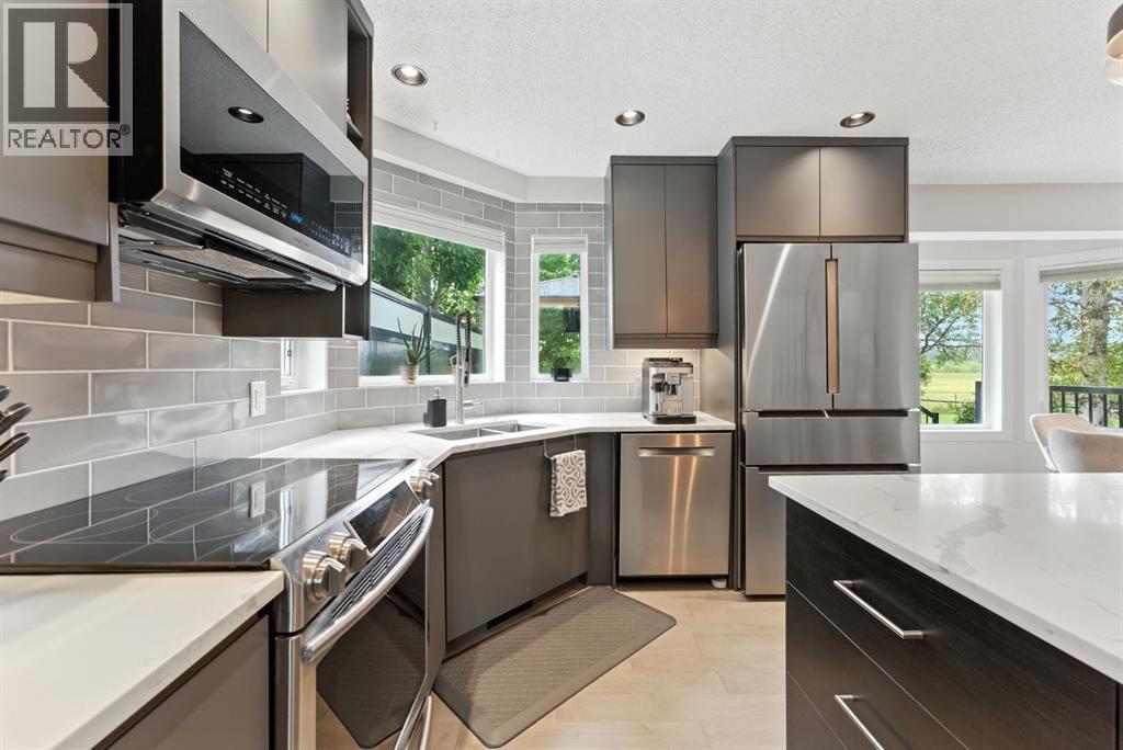Photo 7 of 29 Douglasbank Way Se, Calgary AB