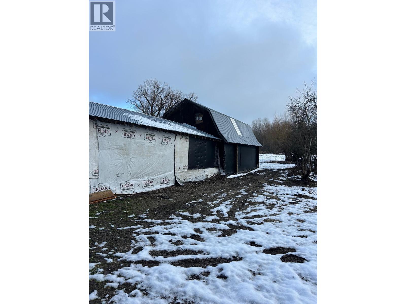 3854 Trinity Valley Road, Enderby