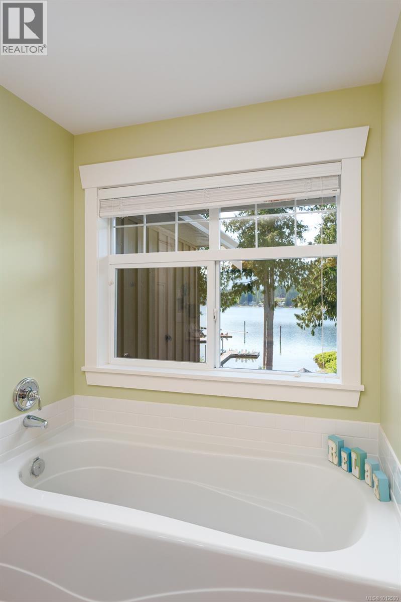  525 Point Ideal Drive, Lake Cowichan