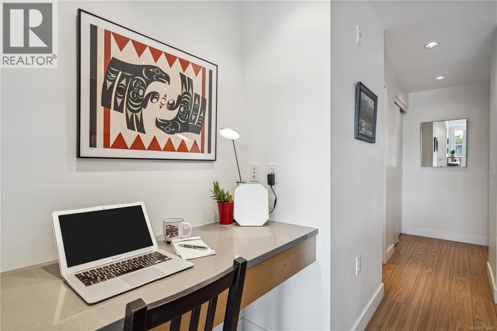 409 838 Broughton Street, Victoria