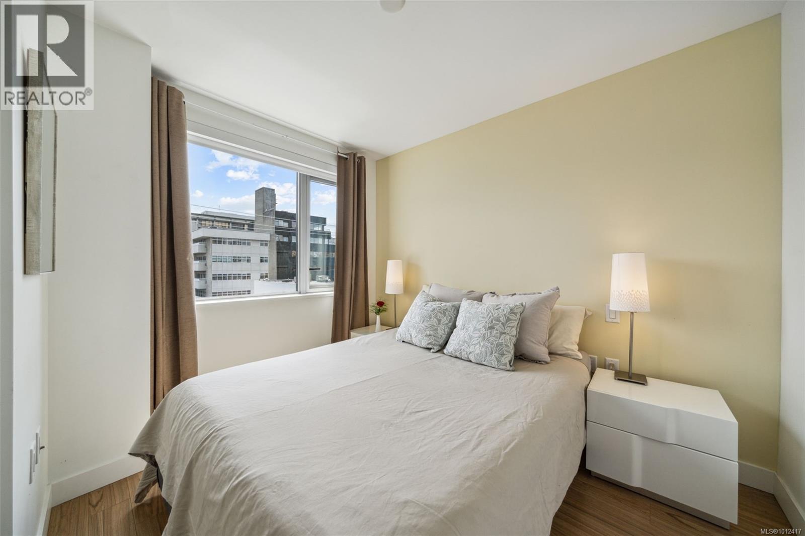 409 838 Broughton Street, Victoria