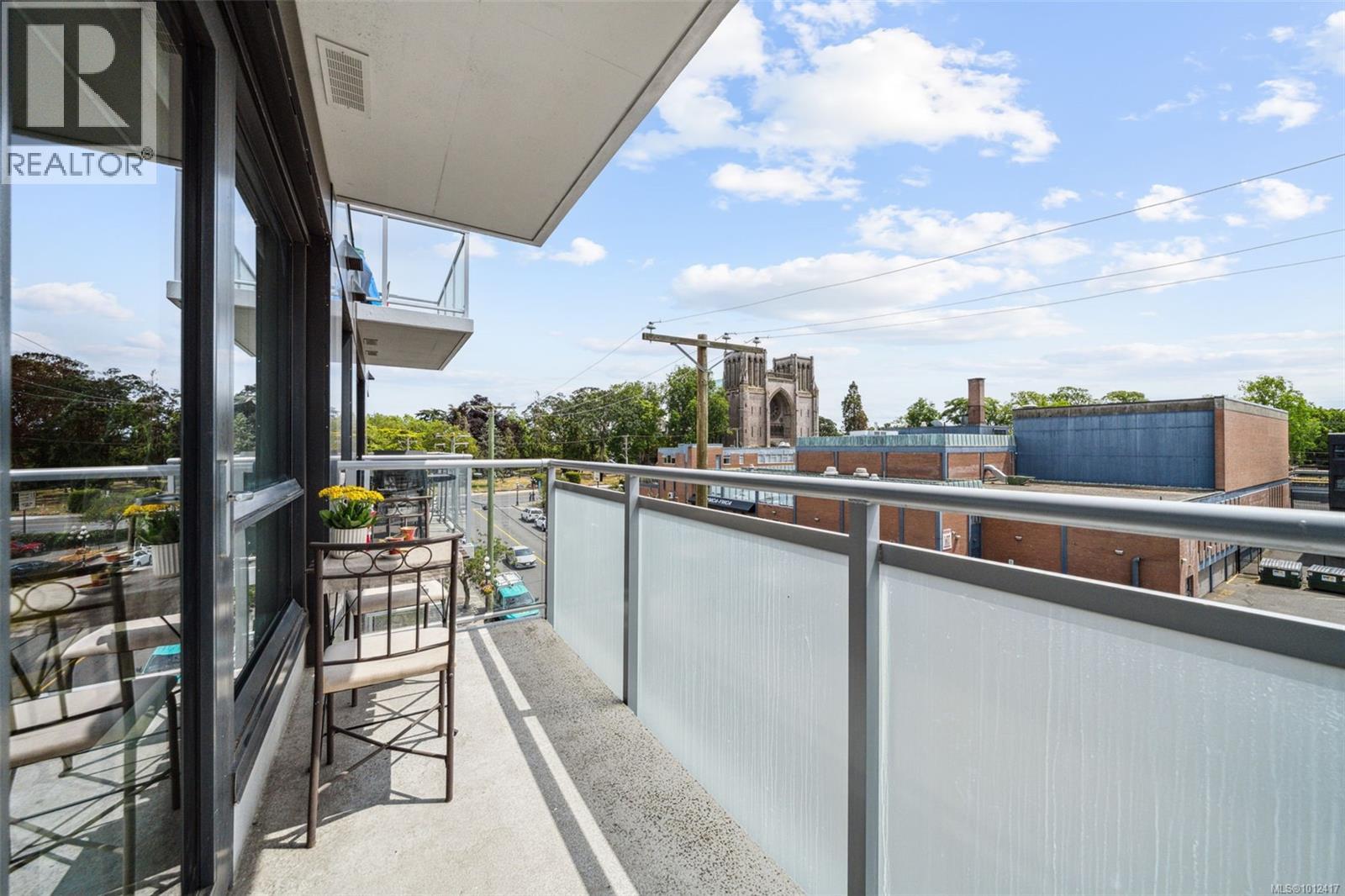409 838 Broughton Street, Victoria
