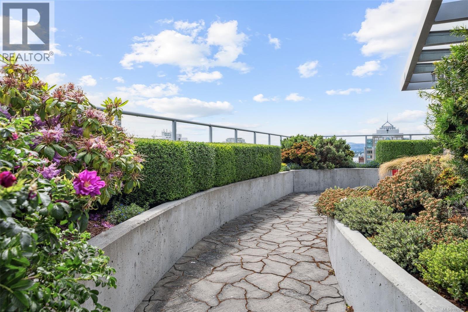 409 838 Broughton Street, Victoria