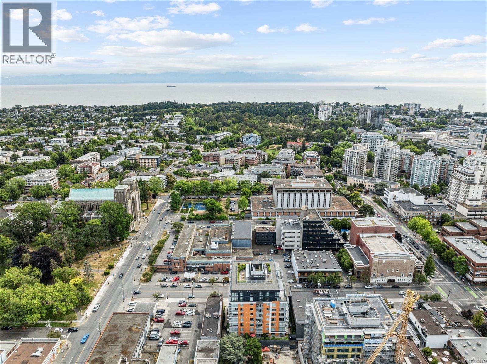 409 838 Broughton Street, Victoria