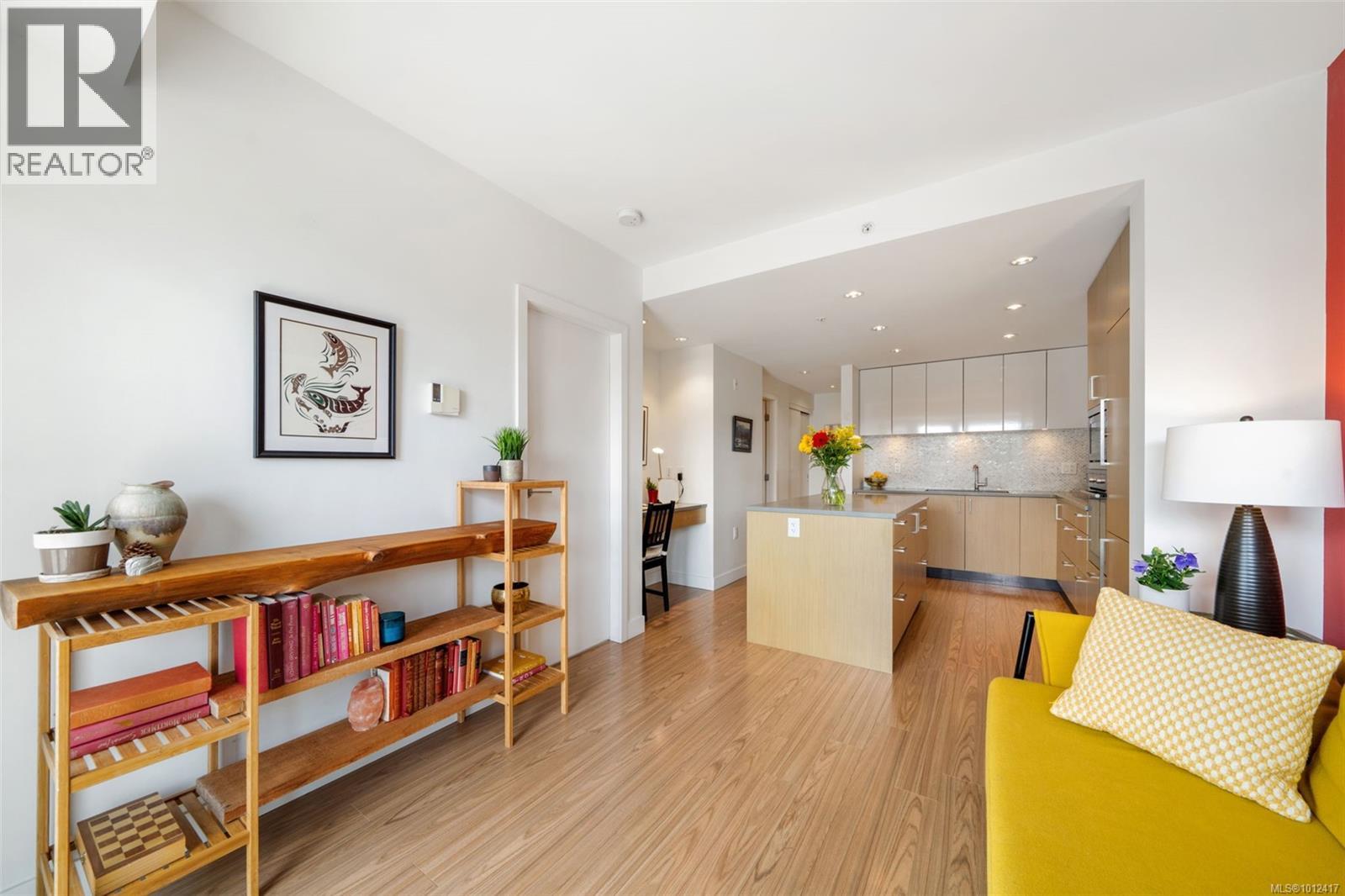 409 838 Broughton Street, Victoria