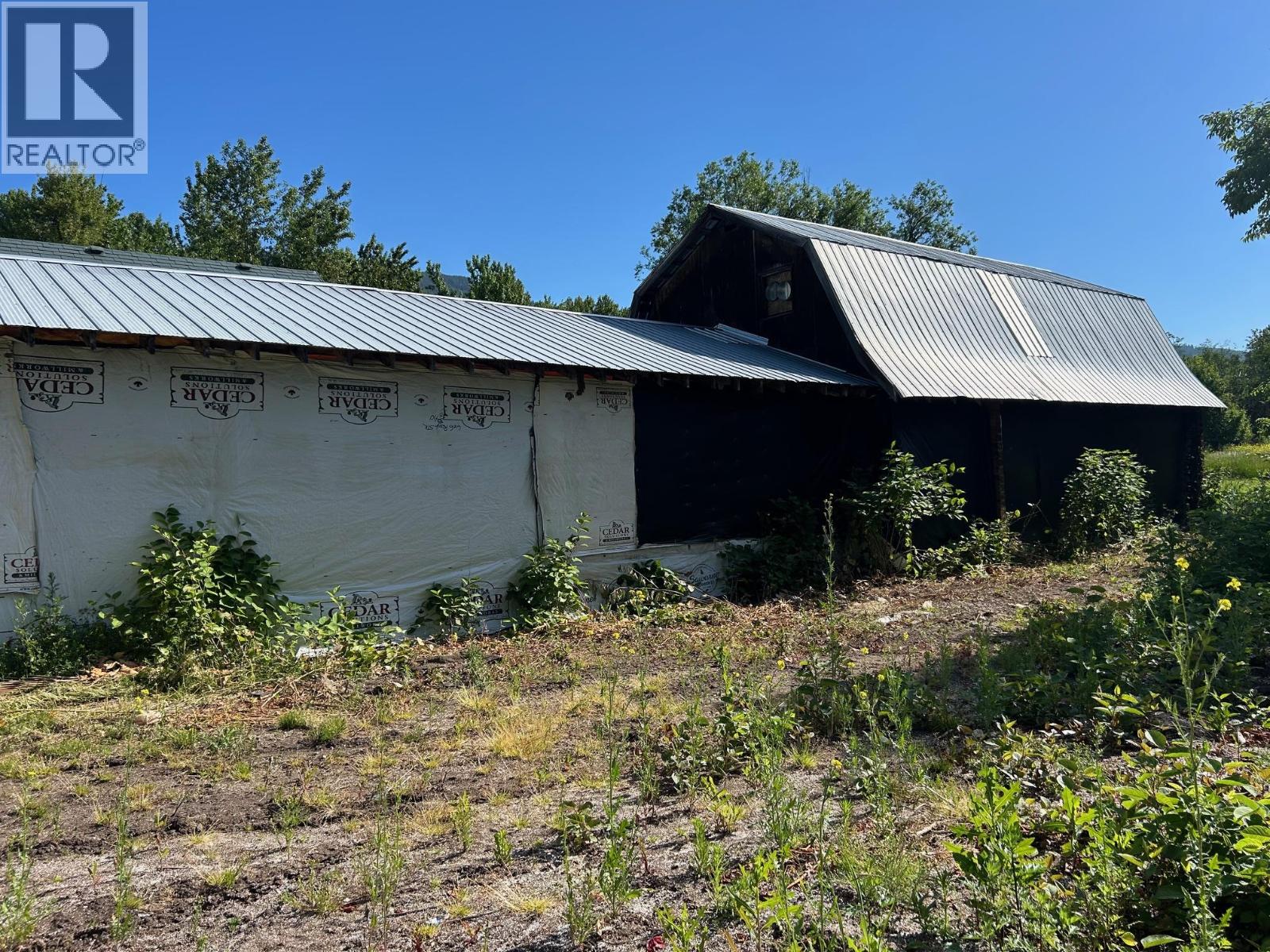3854 Trinity Valley Road, Enderby