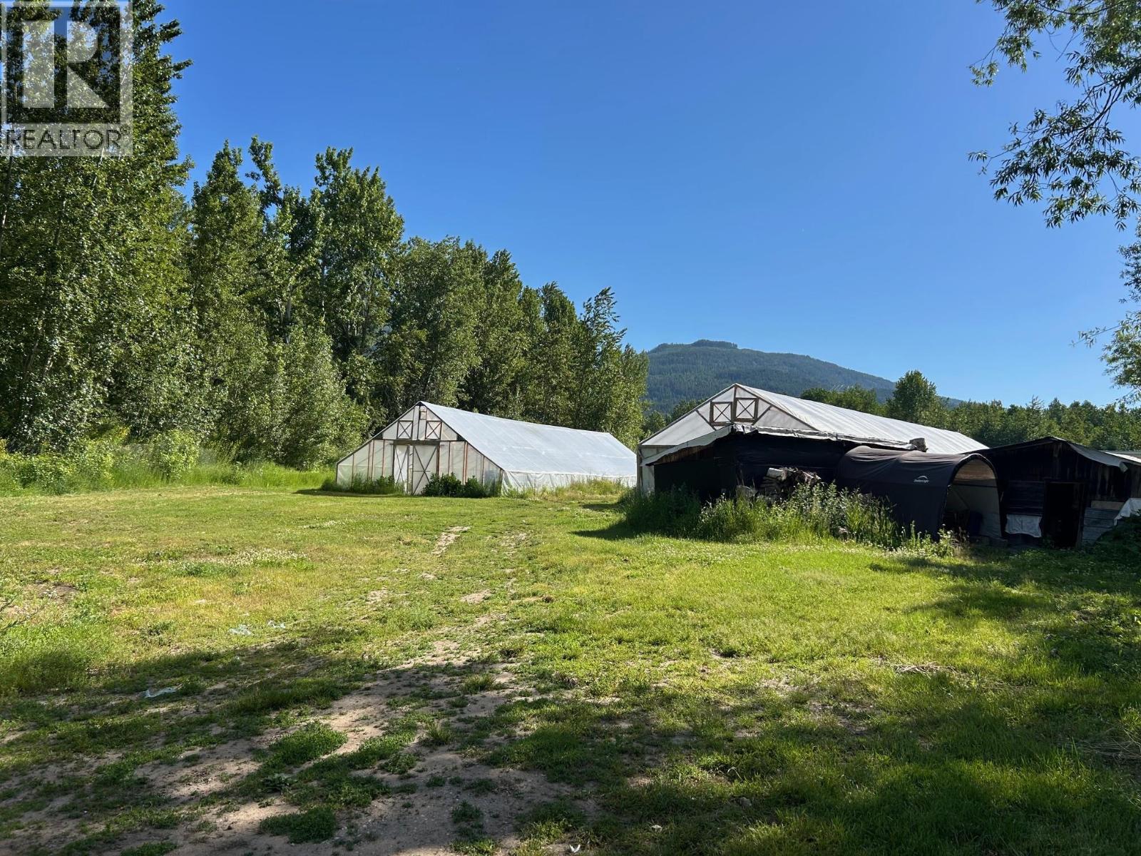 3854 Trinity Valley Road, Enderby