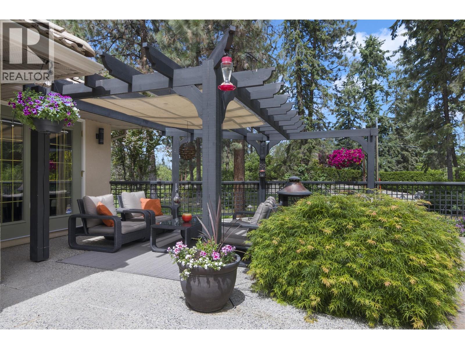 Photo 15 of 4163 Mahonia Drive S, Kelowna BC