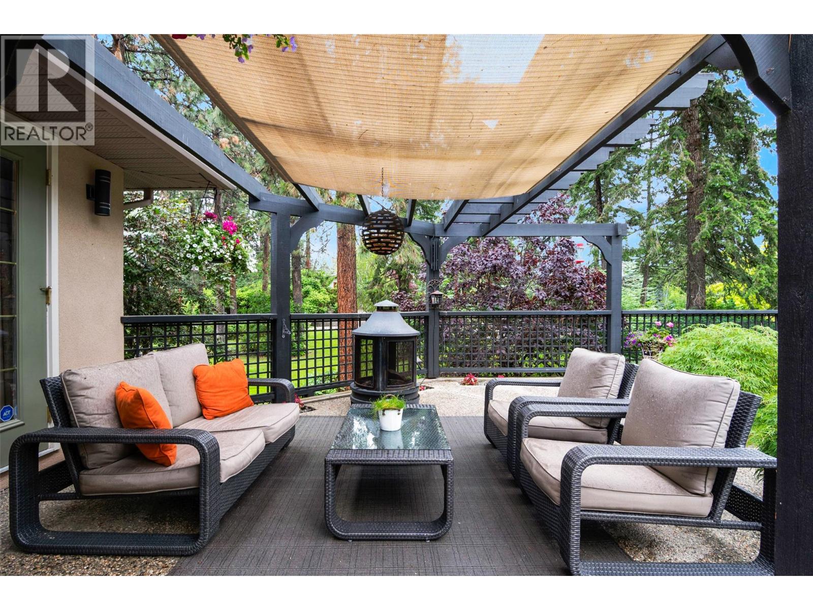 Photo 16 of 4163 Mahonia Drive S, Kelowna BC