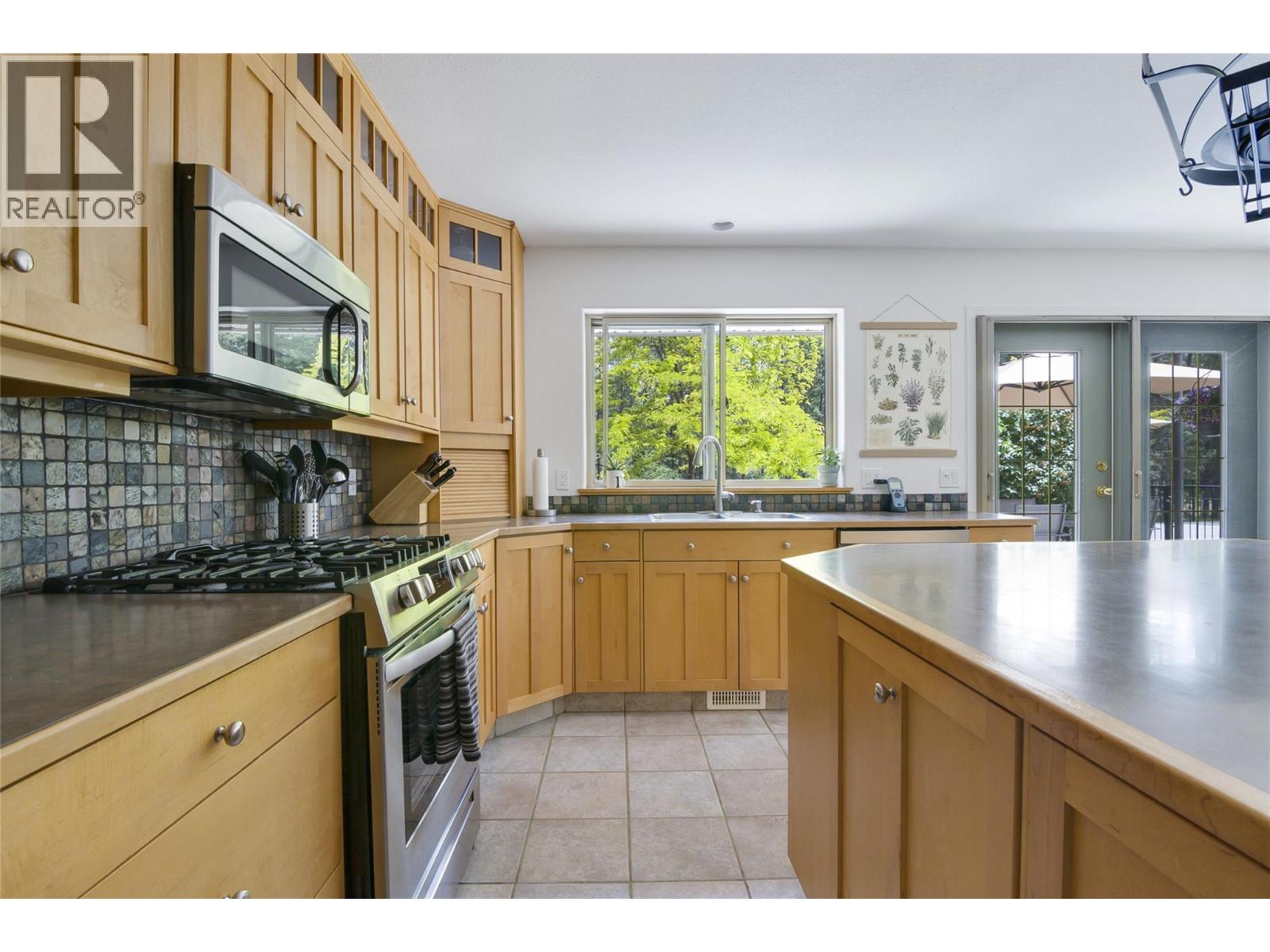Photo 21 of 4163 Mahonia Drive S, Kelowna BC