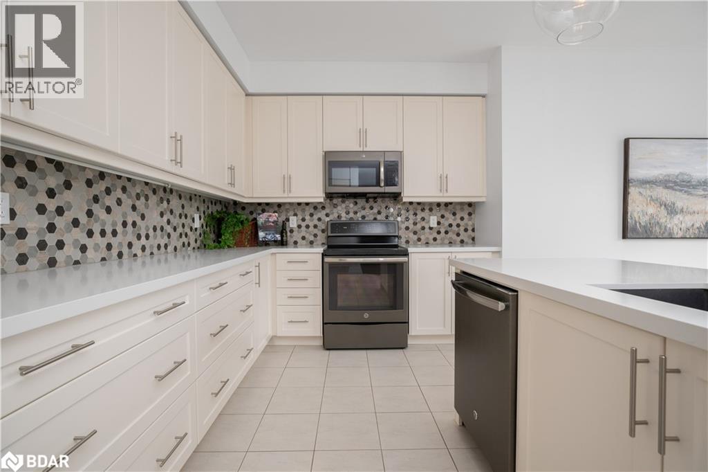 Photo 14 of 61 Olivers Mill Road, Springwater ON