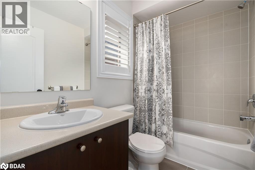 Photo 26 of 61 Olivers Mill Road, Springwater ON