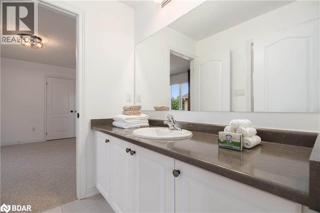 Photo 29 of 61 Olivers Mill Road, Springwater ON