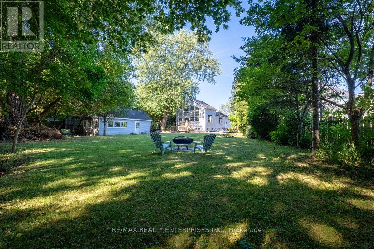 Photo 44 of 708 Montbeck Crescent, Mississauga ON