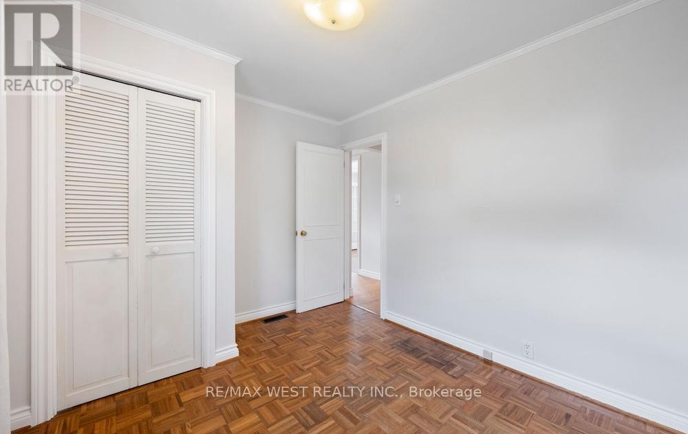 Photo 20 of 6 Robindale Avenue, Toronto ON