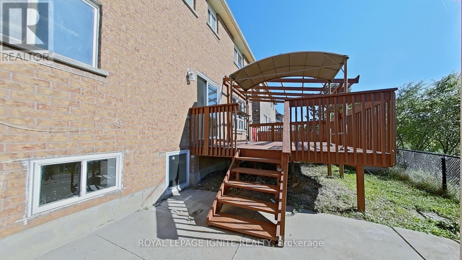 Photo 14 of 63 Eastbrook Way, Brampton ON
