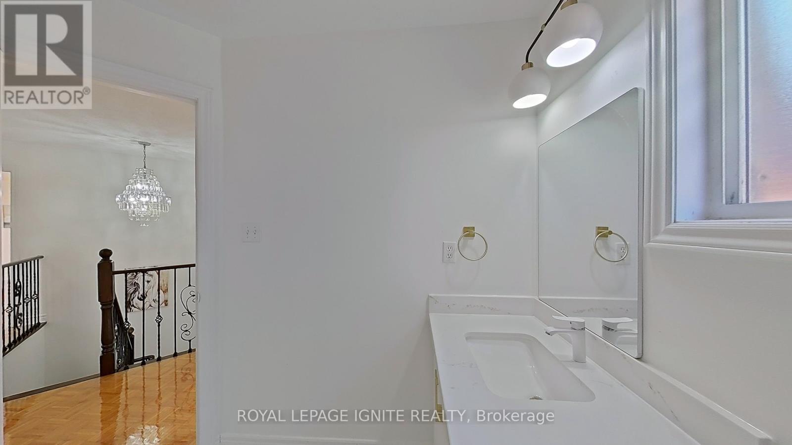 Photo 16 of 63 Eastbrook Way, Brampton ON