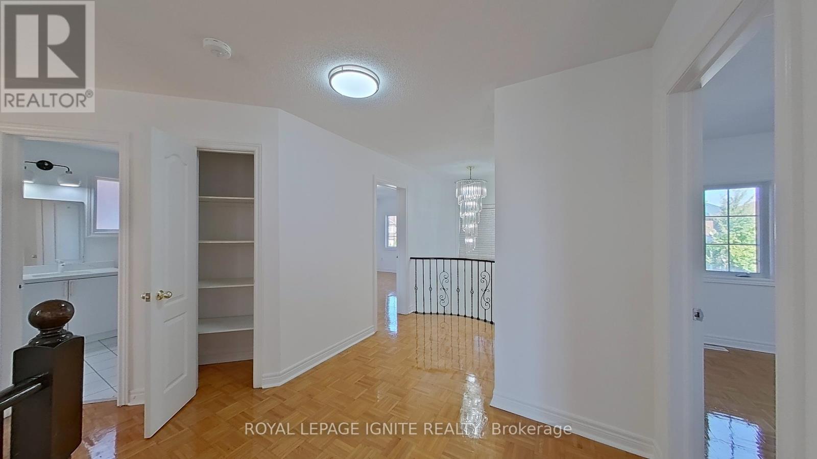 Photo 21 of 63 Eastbrook Way, Brampton ON