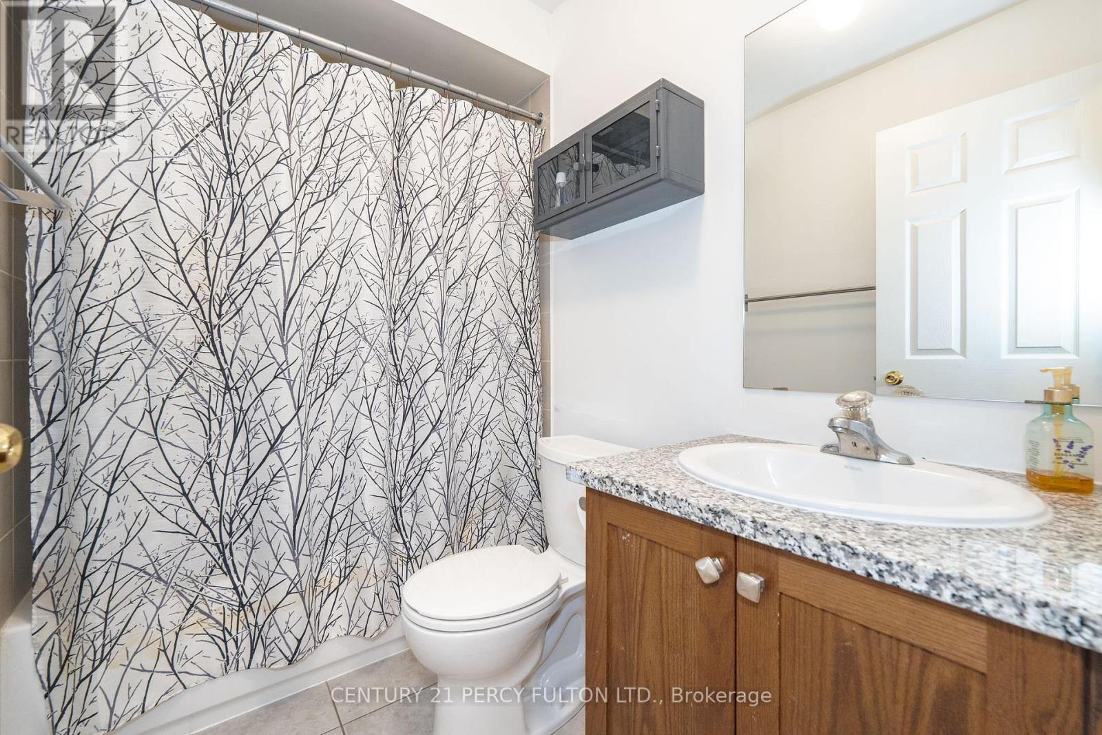 Photo 15 of 119 Torbarrie Road, Toronto ON