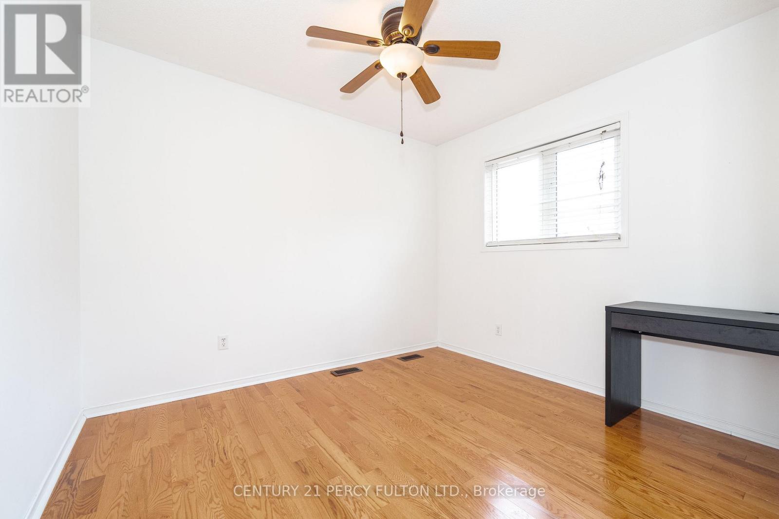 Photo 19 of 119 Torbarrie Road, Toronto ON