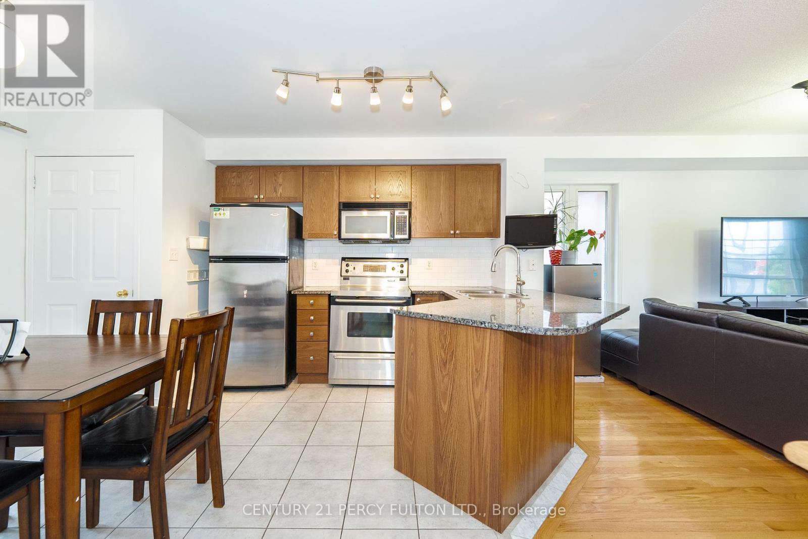 Photo 21 of 119 Torbarrie Road, Toronto ON