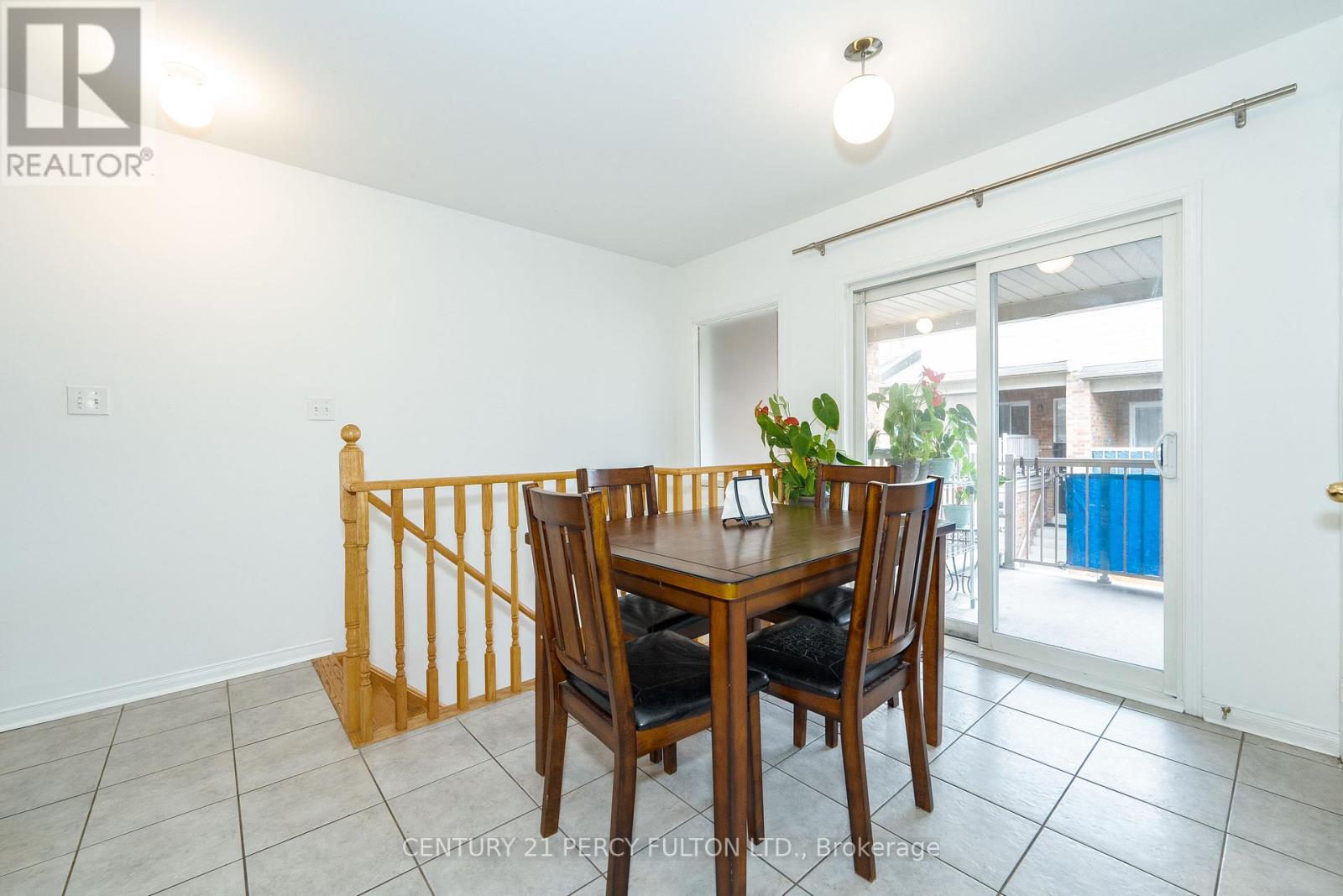 Photo 24 of 119 Torbarrie Road, Toronto ON