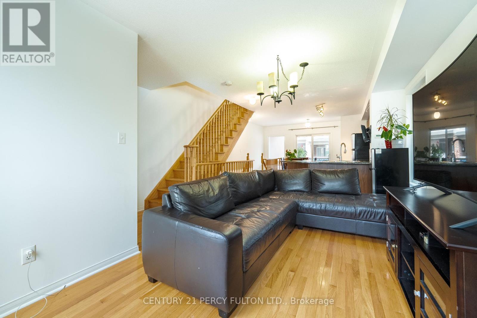 Photo 27 of 119 Torbarrie Road, Toronto ON