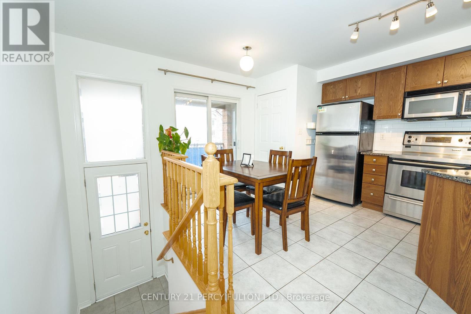 Photo 32 of 119 Torbarrie Road, Toronto ON