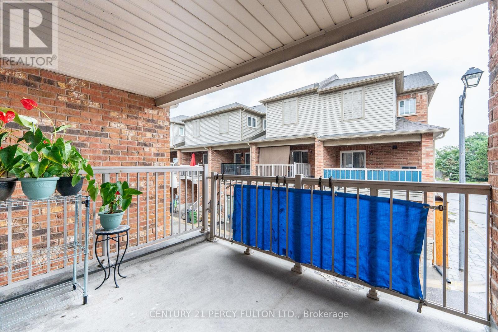 Photo 36 of 119 Torbarrie Road, Toronto ON