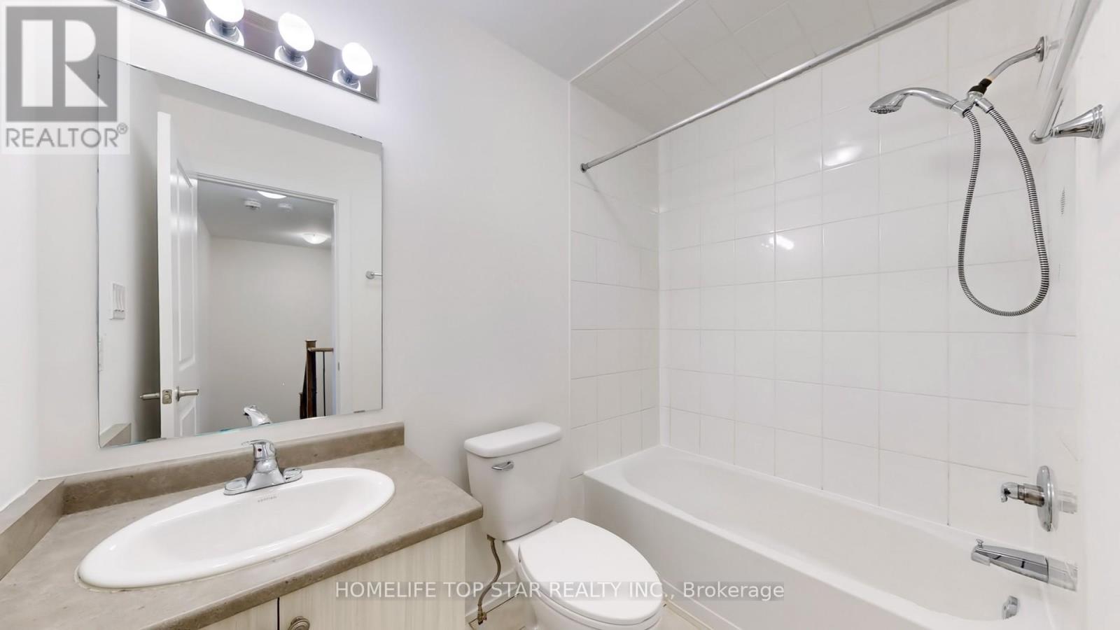 Photo 21 of 60 2315 Sheppard Ave West Avenue, Toronto ON