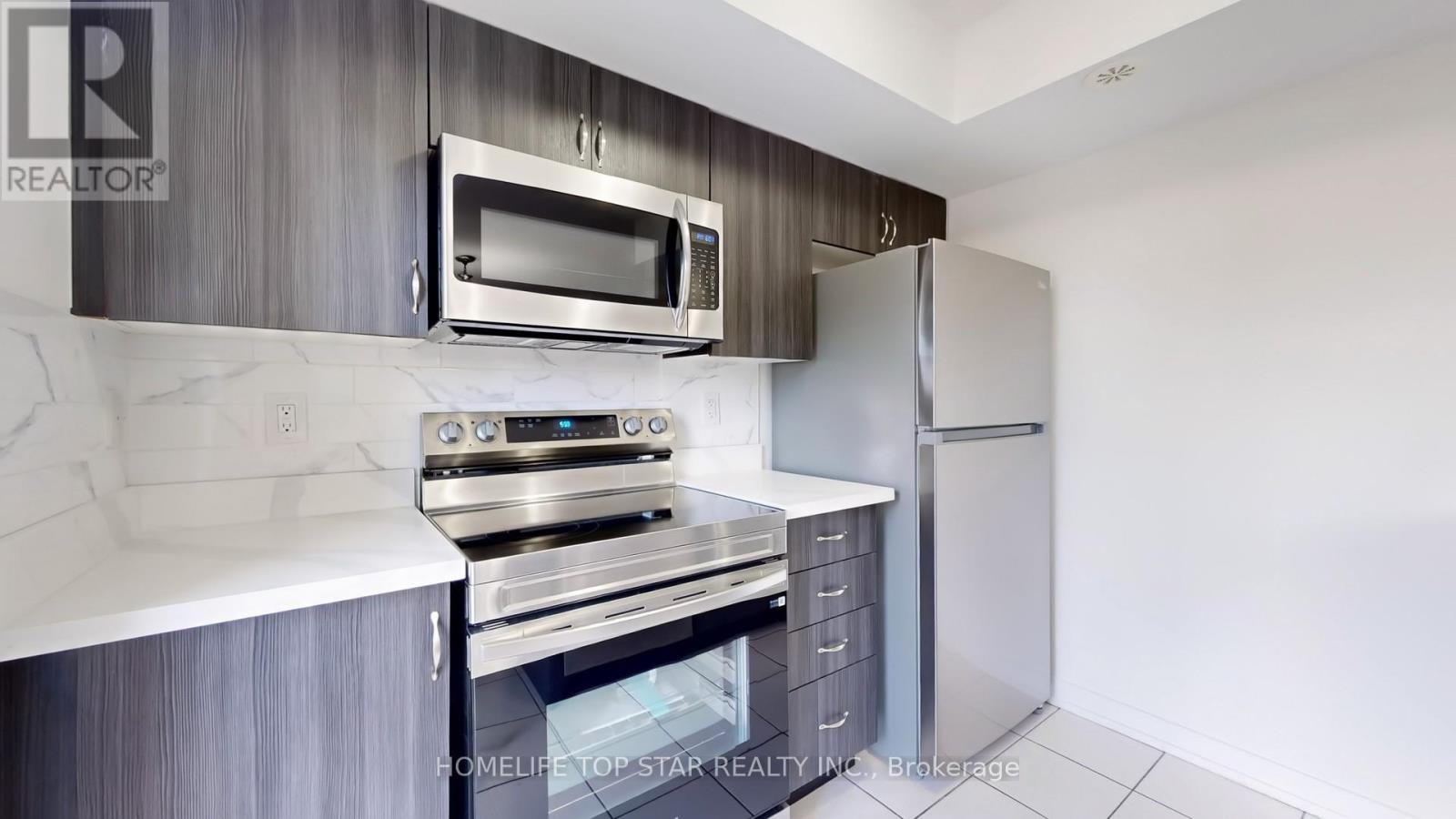 Photo 8 of 60 2315 Sheppard Ave West Avenue, Toronto ON