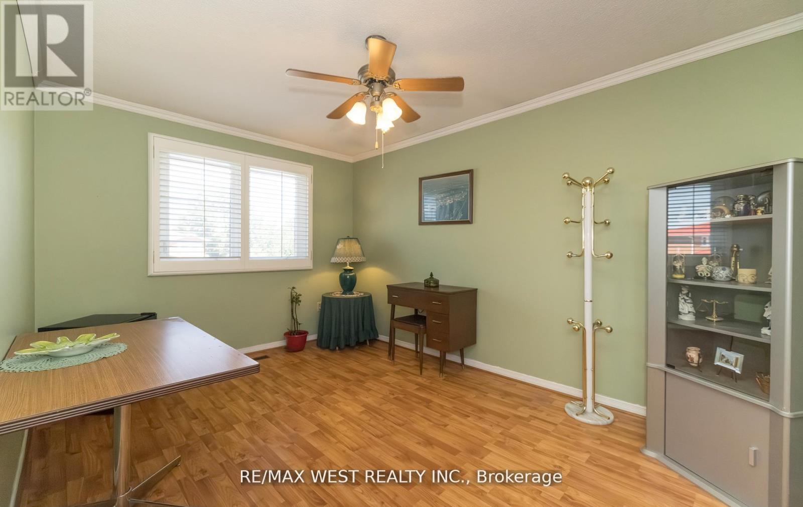 Photo 25 of 52 Amantine Crescent, Brampton ON
