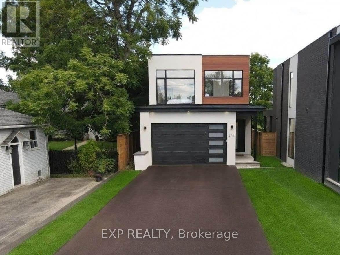 Photo 2 of 768 Montbeck Crescent, Mississauga ON