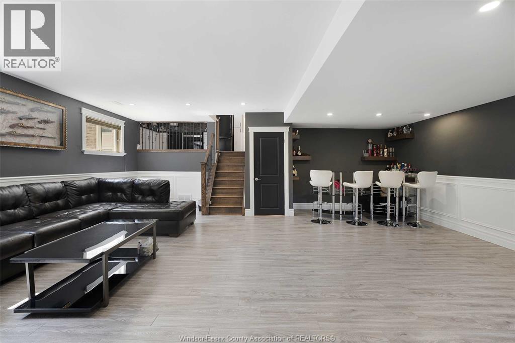 Photo 22 of 2544 Ellrose Avenue, Windsor ON