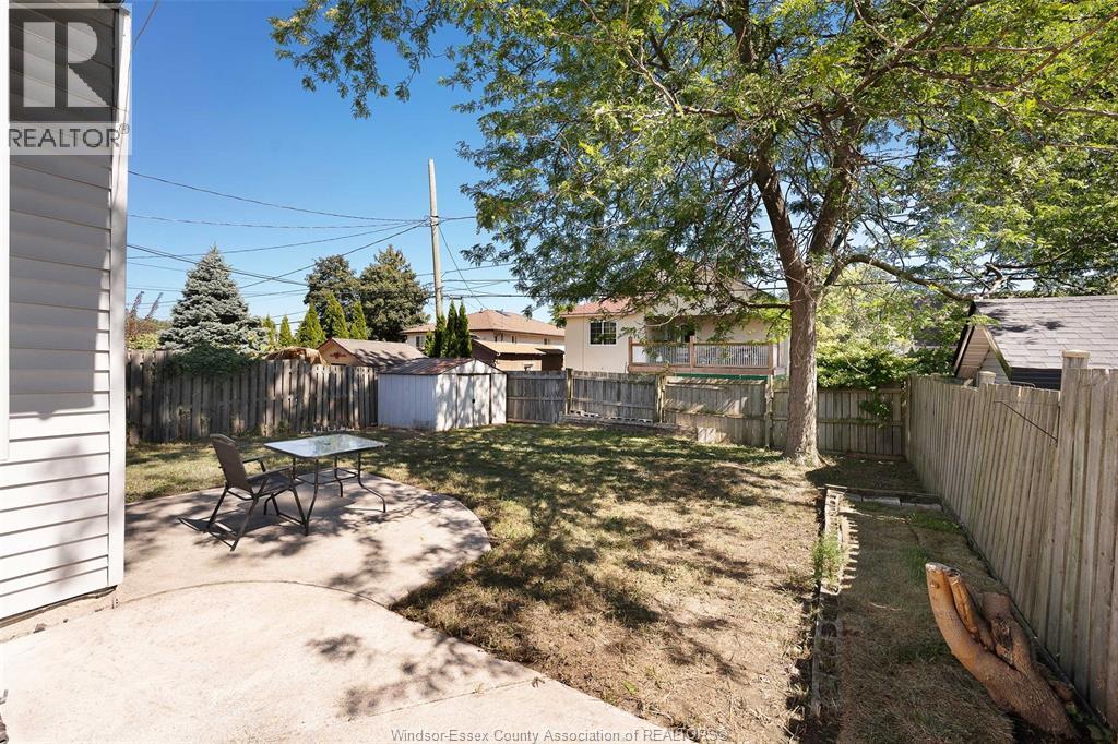 Photo 31 of 2544 Ellrose Avenue, Windsor ON