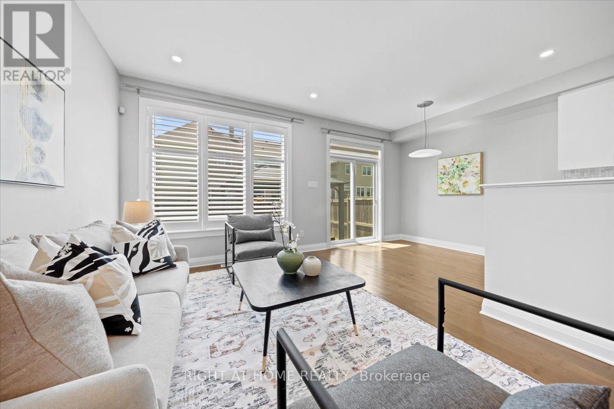 Photo 19 of 601 Willowmere Way, Ottawa ON