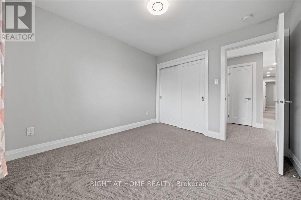 Photo 25 of 601 Willowmere Way, Ottawa ON