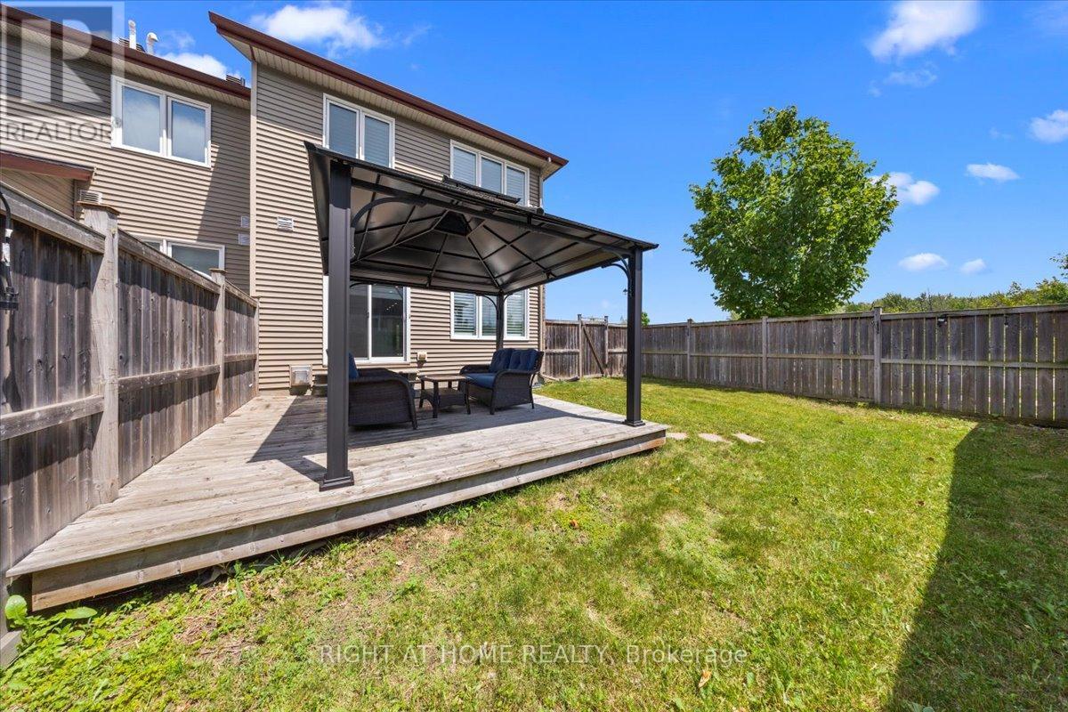 Photo 39 of 601 Willowmere Way, Ottawa ON
