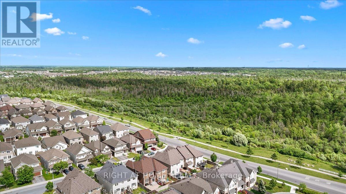 Photo 43 of 601 Willowmere Way, Ottawa ON