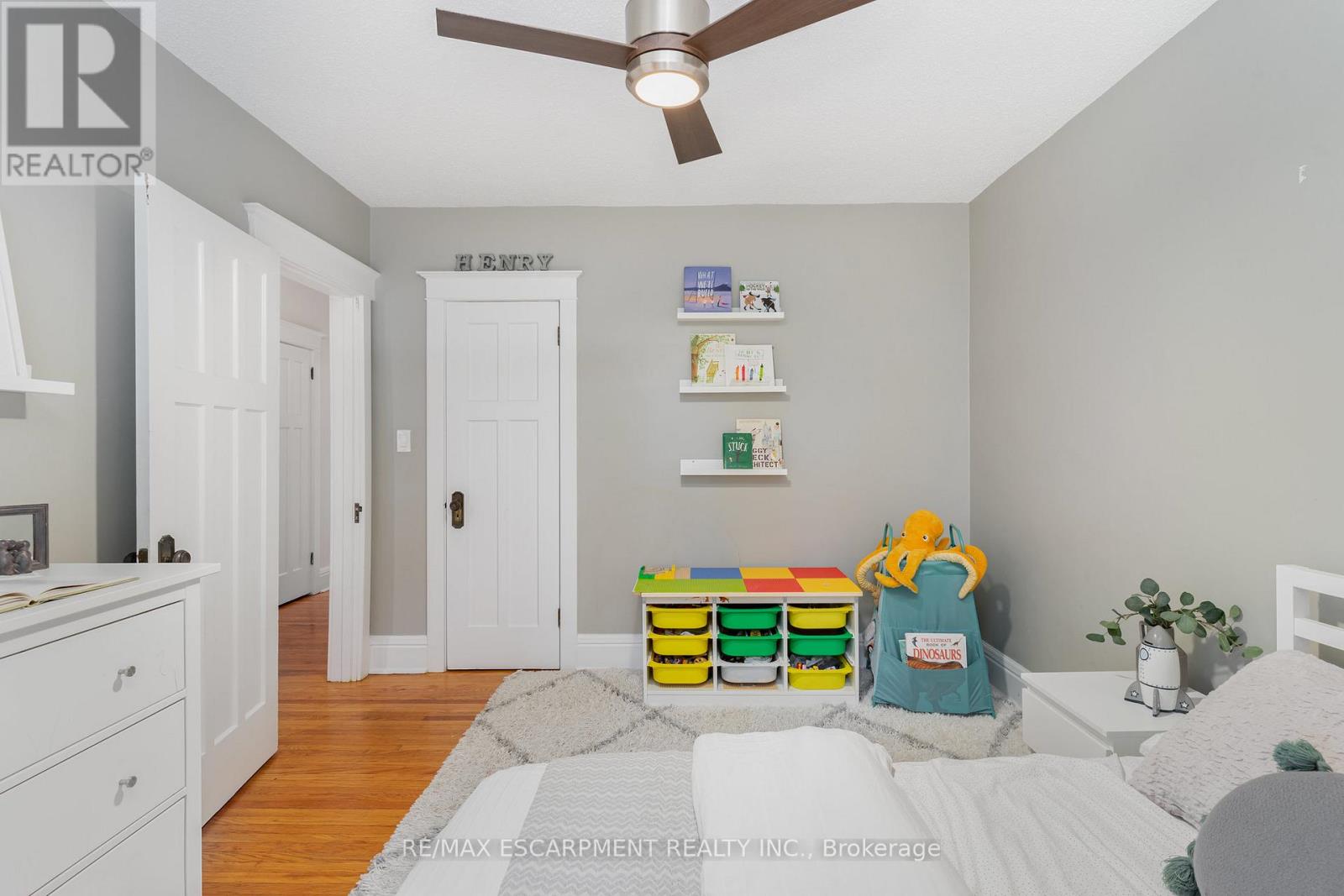Photo 20 of 21 Prospect Street S, Hamilton ON