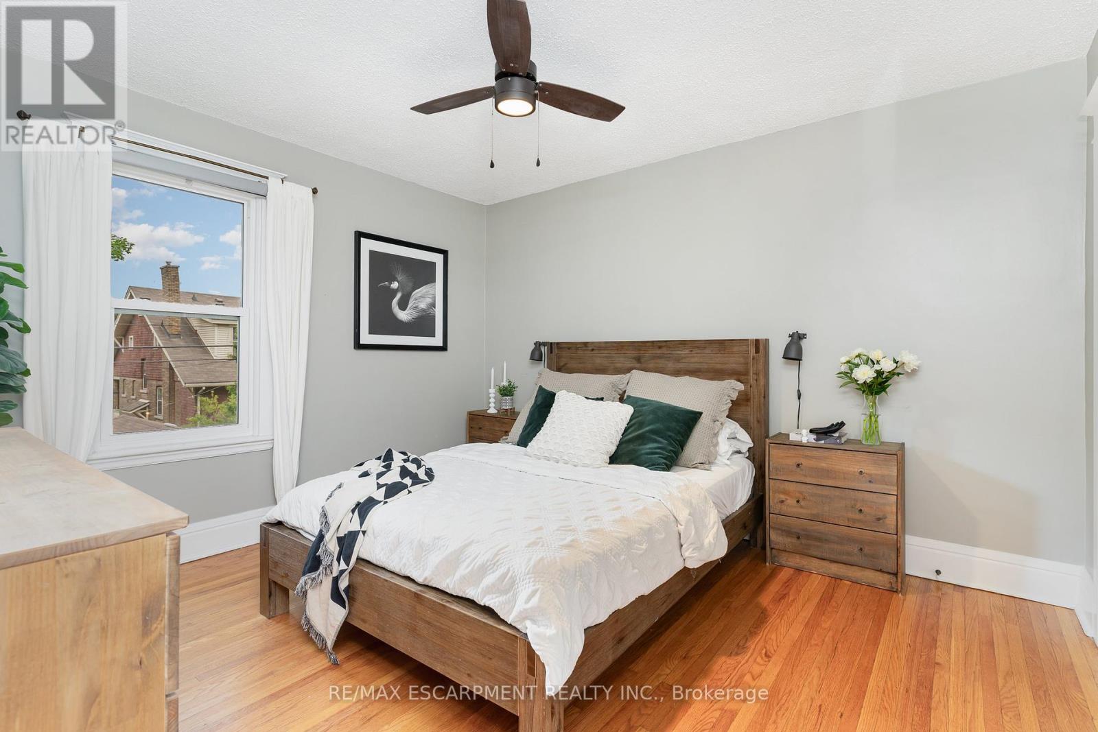 Photo 21 of 21 Prospect Street S, Hamilton ON
