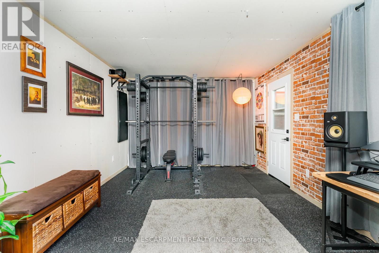 Photo 44 of 21 Prospect Street S, Hamilton ON